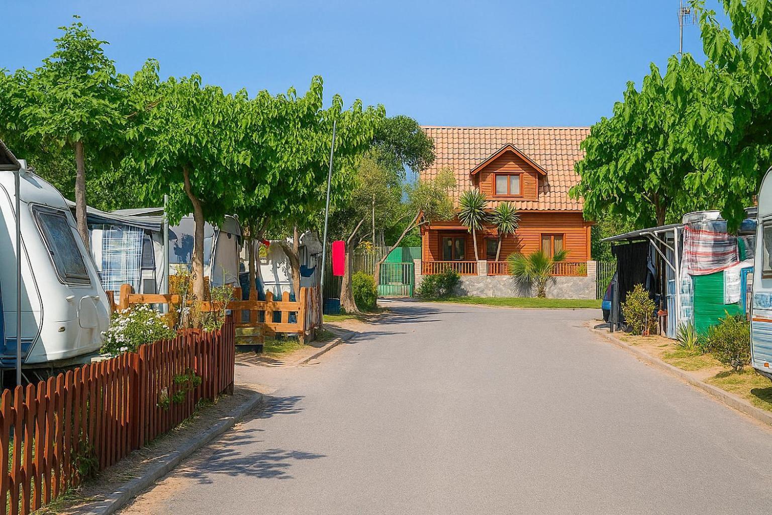 Arc De Bara Camping & Bungalows Roda de Bará Extérieur photo